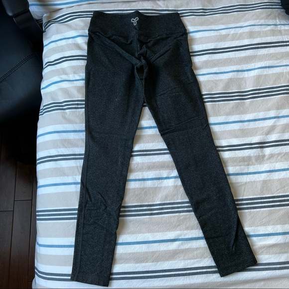 Aritzia Dark Grey Leggings - Picture 6 of 7